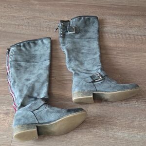 Stylish Gray Knee-High Women's Boots